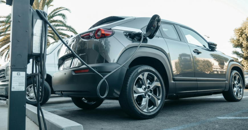 Instalación de cargadores para autos eléctricos en casa